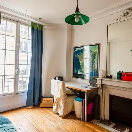 Apartment Spacious And Charming 3 Bedrooms - Metro Passy *