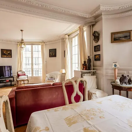 Apartment Spacious And Charming 3 Bedrooms - Metro Passy *