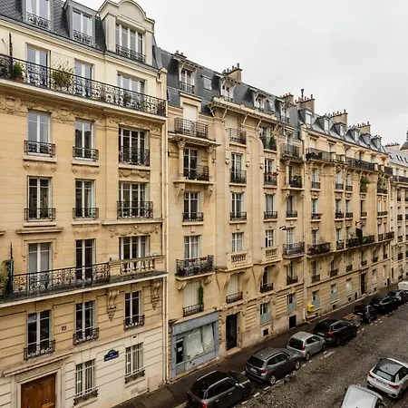 Apartment Spacious And Charming 3 Bedrooms - Metro Passy *